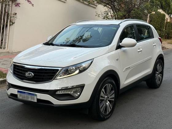 KIA SPORTAGE 2.0 LX 4X2 16V FLEX 4P AUTOMÁTICO KIA SPORTAGE 2.0 LX 4X2 16V FLEX 4P AUTOMÁTICO
